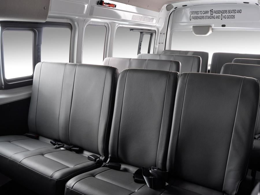  Nissan NV350 Impendulo 2014 года  (фото 4 из 13)
